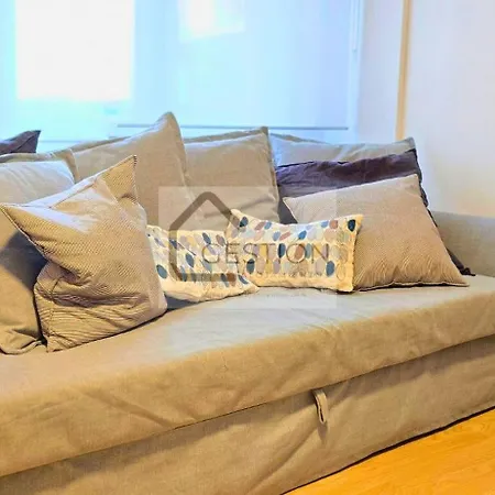 La Gran Manzana De *